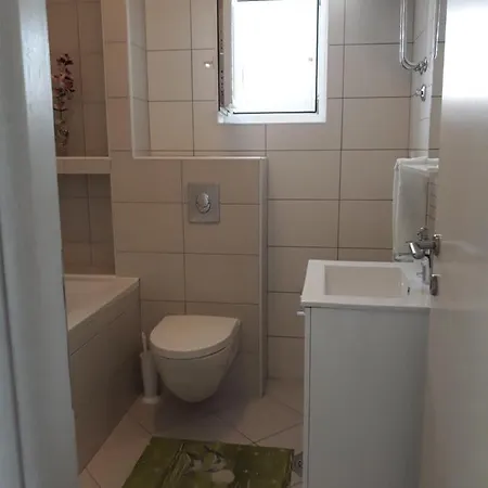 Apartment With Free And Private Parking Makarska Exterior photo