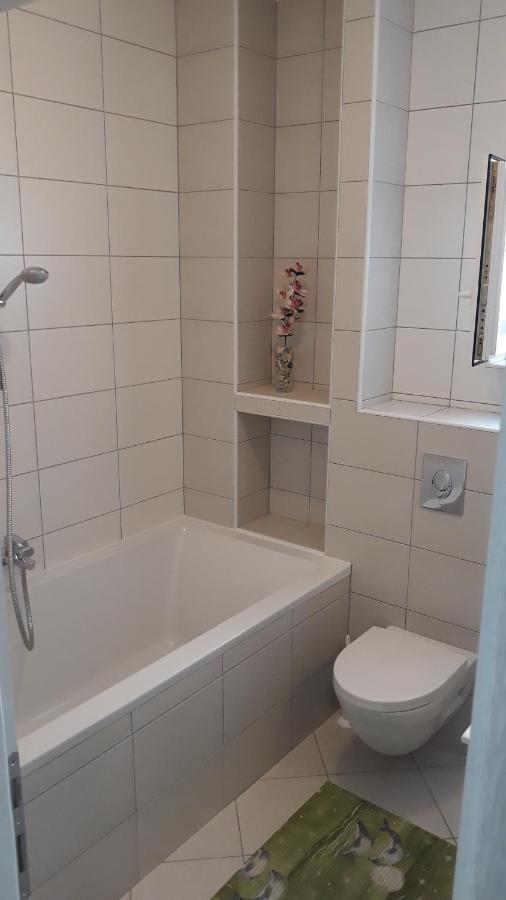 With Free And Private Parking Appartamento Makarska